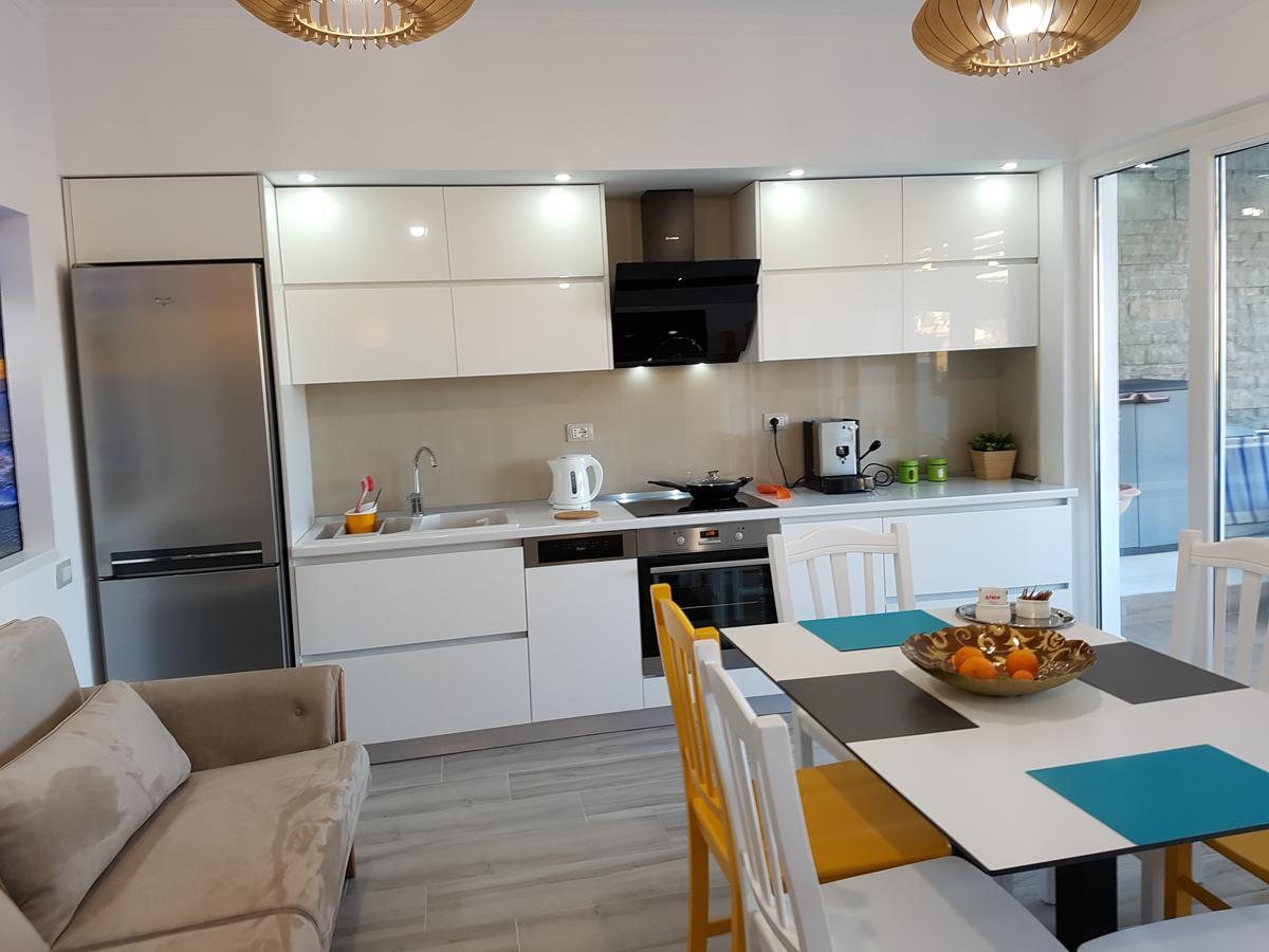 Sofia'S Holiday Apartment Wlora Zewnętrze zdjęcie